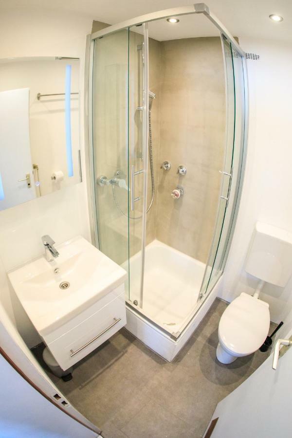 Modern Apartment In City Center Würzburg Kültér fotó